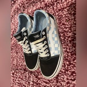 Blue checkered vans, women’s size 7.5